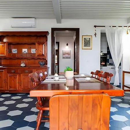 Apartment Giove *
