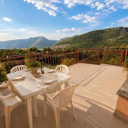 Apartamento Giove 1 *