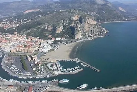 Apartamento Giove 1 Terracina